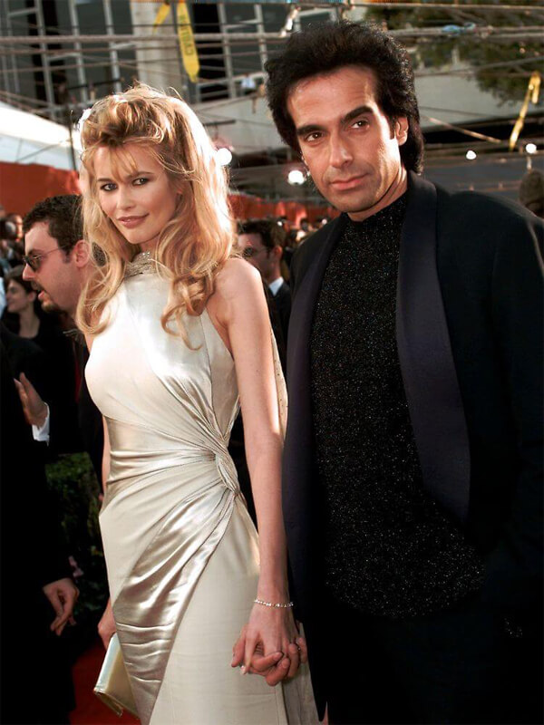 Une belle photo de David Copperfield et Claudia Schiffer.